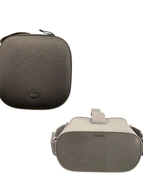 Oculus VR Headset with Carrying Case - Gray